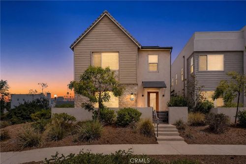 128 Character, Irvine, CA, 92618 | Card Image
