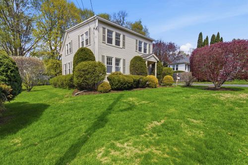 302 Prospect St, Bennington, VT, 05201-2456 | Card Image