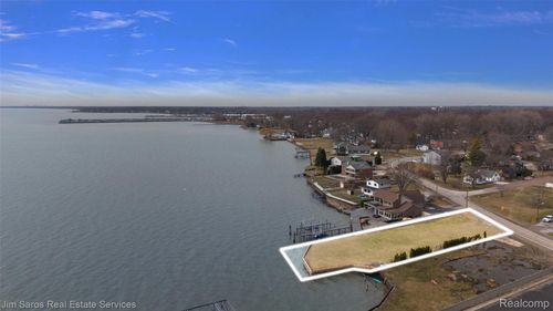 37340 Jefferson Ave, Harrison Twp, MI, 48045-2633 | Card Image