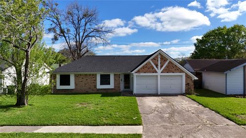 11127 Sageview Dr, Houston, TX, 77089-3930 | Card Image