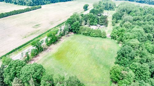 30101 Peter Rd, Bothwell, ON, N0P1C0 | Card Image