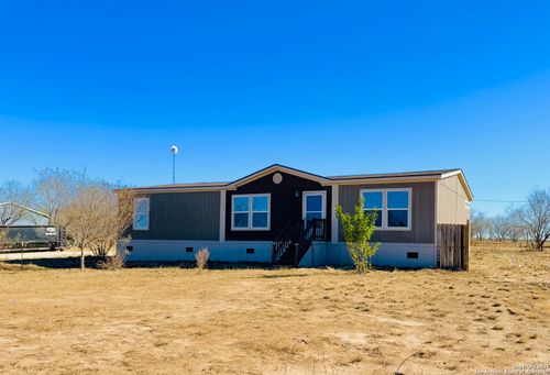 1009 County Road 773, Devine, TX, 78016-4841 | Card Image