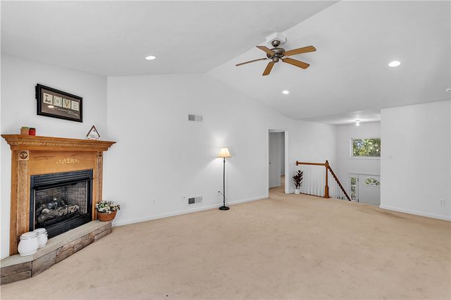 106 Cougar Ln, House other with 4 bedrooms, 3 bathrooms and 4 parking in Claridge PA | Image 10
