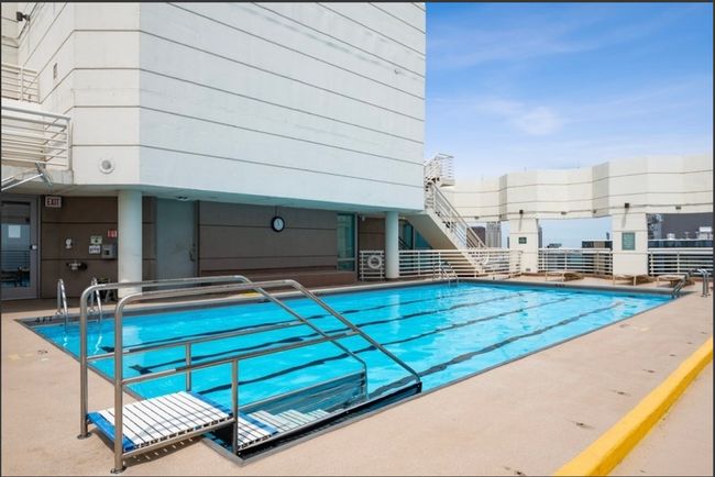 APT-4305 - 195 Harbor Dr, Condo with 2 bedrooms, 2 bathrooms and 1 parking in Chicago IL | Image 16