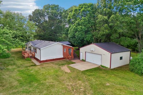 526 Freedom Lane, Jackson, WI, 53965 | Card Image