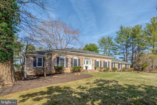 10828 Moore Dr, MANASSAS, VA, 20111-2926 | Card Image