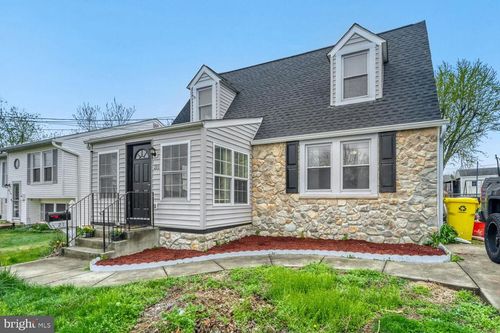 211 Lake Rd, PASADENA, MD, 21122-3116 | Card Image