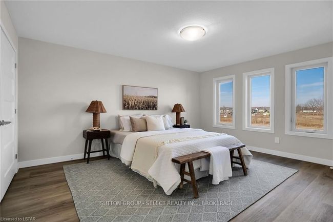 6849 Royal Magnolia Ave, House attached with 4 bedrooms, 4 bathrooms and 1 parking in London ON | Image 5