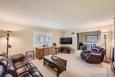 2809 - Charmant Dr, Condo with 2 bedrooms, 1 bathrooms and 1 parking in San Diego CA | Image 3