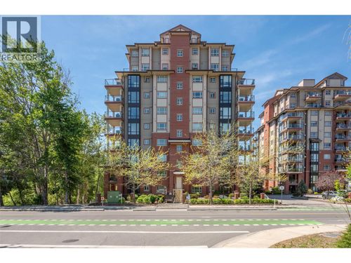 901 - 2125 Atkinson St, Condo with 2 bedrooms, 2 bathrooms and 1 parking in Penticton BC | Card Image