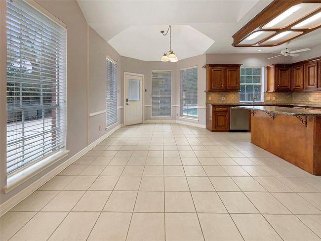 18418 Forest Elms Dr, House other with 5 bedrooms, 4 bathrooms and 2 parking in Spring TX | Image 13