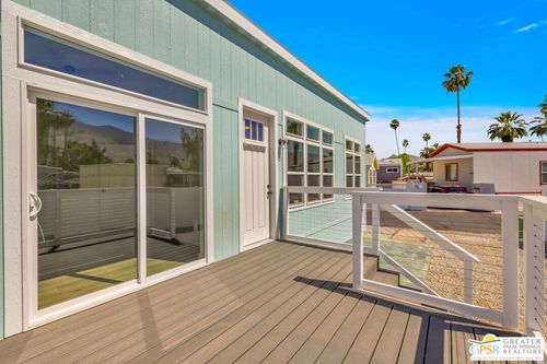 324 Wigwam St, Palm Springs, CA, 92264-7872 | Card Image