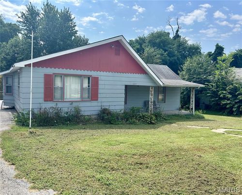 3319 Huber St, Alton, IL, 62002-4896 | Card Image