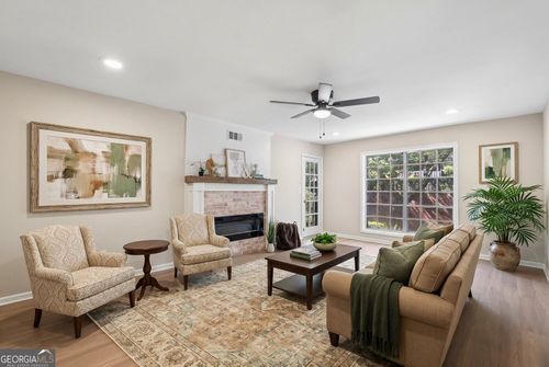 f19-6851 Roswell Rd, Sandy Springs, GA, 30328-2418 | Card Image