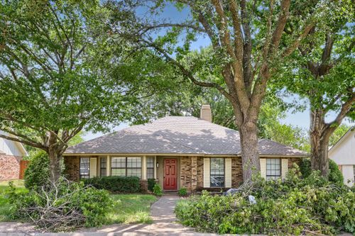 1005 Whitewater Trl, Desoto, TX, 75115-5469 | Card Image