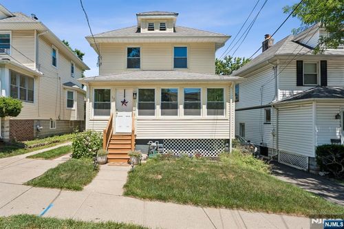 17 Wellington Ave, West Orange, NJ, 07052-4543 | Card Image