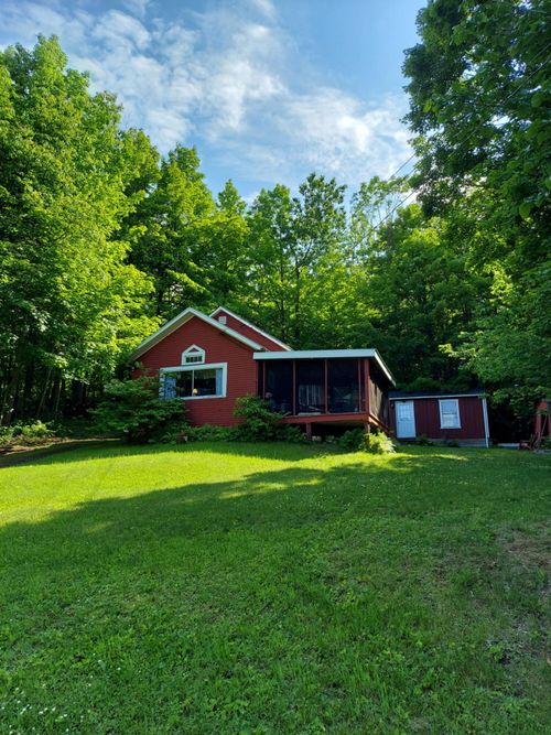 712 County Route 41, Malone, NY, 12953-3315 | Card Image