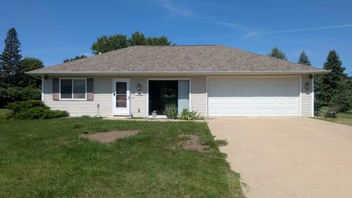 909 E 15th St, Spencer, IA, 51301-4733 | Card Image