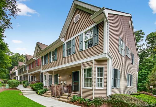 apt-2-300 West St, Mount Kisco, NY, 10549-3347 | Card Image