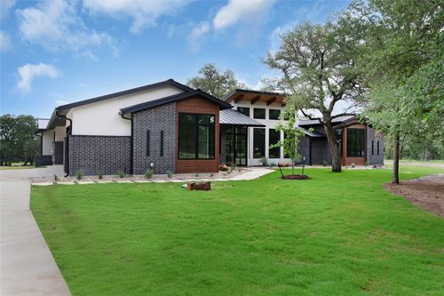 8341 Brewer Ln, Salado, TX, 76571-5142 | Card Image