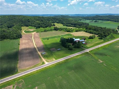 E2555 State Road 29, Menomonie, WI, 54751-5200 | Card Image