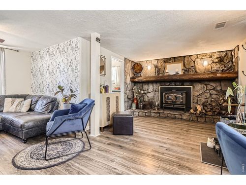 33 L Rd, Golden, CO, 80403-9773 | Card Image
