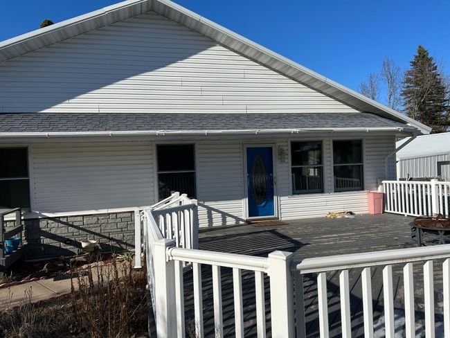 Front entry to living room | Image 49