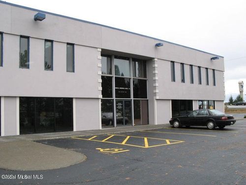 lobby-right-side-805 Route 146, Clifton Park, NY, 12065-3817 | Card Image