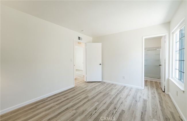 Master Bedroom | Image 12