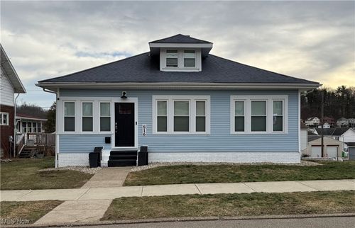 816 N 1st St, Dennison, OH, 44621-1004 | Card Image