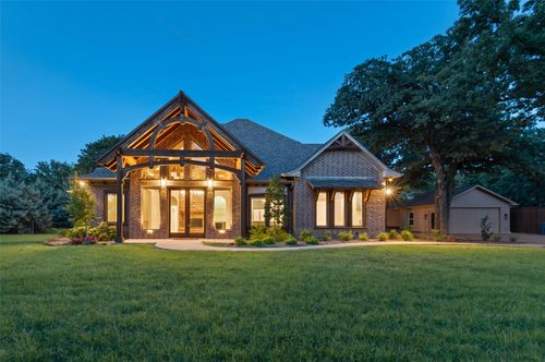 124 N Garza Rd, Shady Shores, TX, 76208-5611 | Card Image