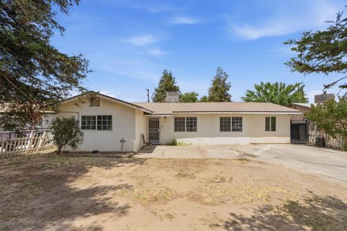 27341 Parkwood Ave, Madera, CA, 93637-6157 | Card Image