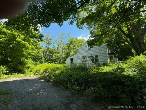 1 Sedor Lane, Newtown, CT, 06470 | Card Image