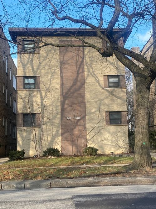 b1-501 Sheridan Rd, Evanston, IL, 60202-4720 | Card Image