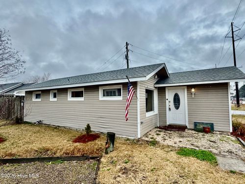 100 Earl Ave, Beaufort, NC, 28516-9793 | Card Image