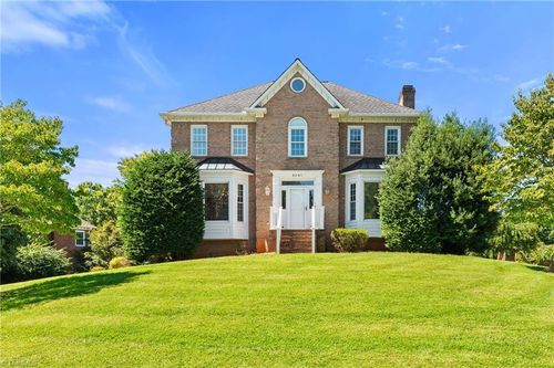 8061 Glengarriff Rd, Clemmons, NC, 27012-8830 | Card Image