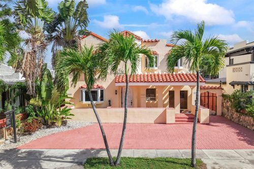 1727 Sw 11th Ter, MIAMI, FL, 33135-5111 | Card Image