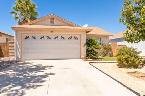 37127 29th Pl E, Palmdale, CA, 93550-4488 | Card Image