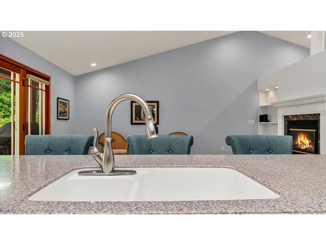 35130 Ponderosa Loop, House other with 4 bedrooms, 2 bathrooms and 1 parking in Manzanita OR | Image 20
