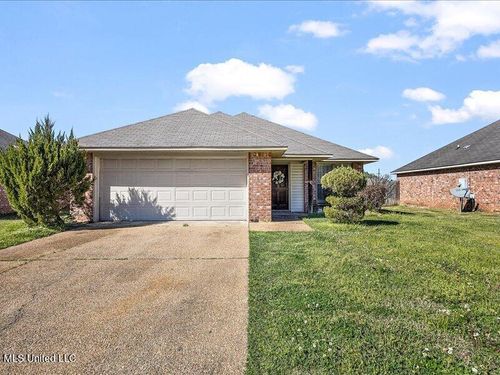 173 Winchester St, Byram, MS, 39272-4533 | Card Image