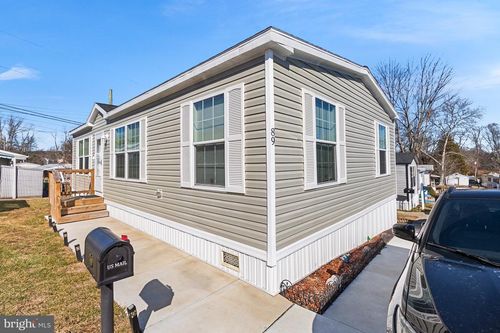 89 Cedar St, WILMINGTON, DE, 19808-4930 | Card Image