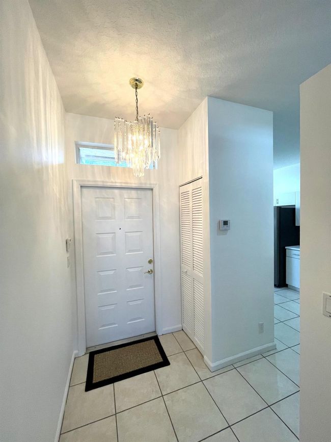 9675 Crescent View Dr N, Condo with 3 bedrooms, 2 bathrooms and null parking in Boynton Beach FL | Image 20