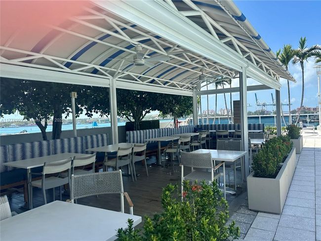 STE-4M - 400 Alton Rd, Condo with 1 bedrooms, 2 bathrooms and null parking in Miami Beach FL | Image 52