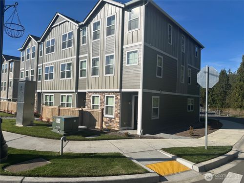 9019 172nd St Ne, Arlington, WA, 98223-8989 | Card Image