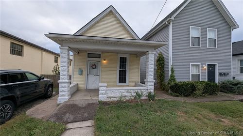 613 E 5th St, New Albany, IN, 47150-3306 | Card Image