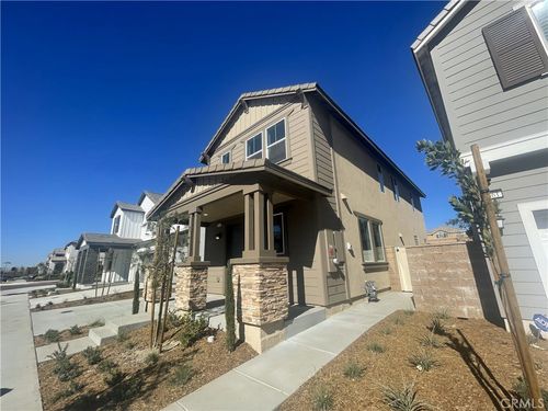 2551 E Pheasant Way, Ontario, CA, 91761-8589 | Card Image
