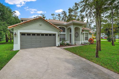 4304 Hunting Trl, Lake Worth, FL, 33467-3504 | Card Image