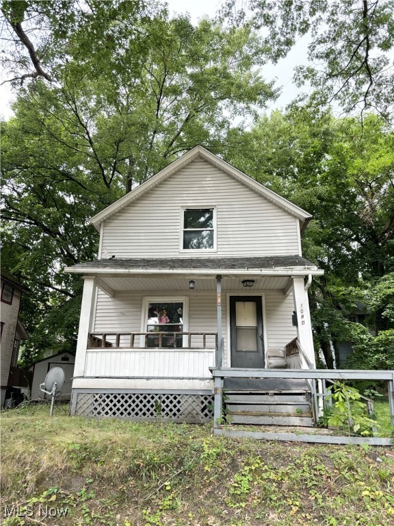 Schumacher Ave, Akron, OH 44307