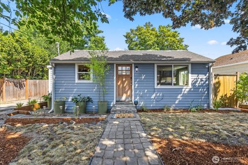 10820 1st Avenue Sw, Burien, WA, 98146 | Card Image