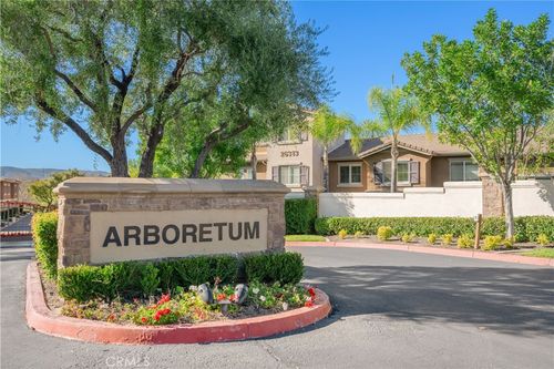 unit-304-26307 Arboretum Way, Murrieta, CA, 92563-7230 | Card Image